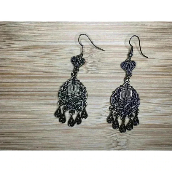 Dangle Filigree Earrings | PIERCED | Chandelier Heart Earrings | - Picture 6 of 8